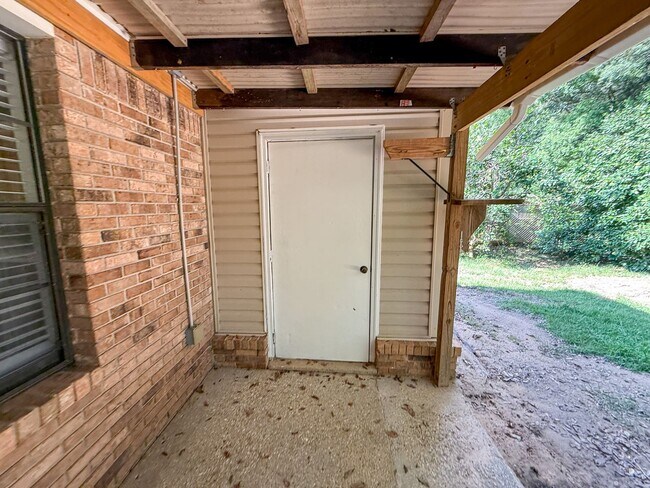 Building Photo - 1035 Peakview Dr