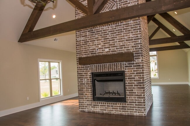 Building Photo - Barrington Park Subdivision