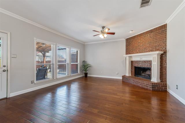 Building Photo - 1415 Normandy Ln