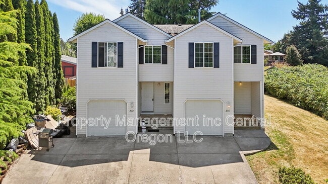 Building Photo - 2118 Baines Blvd