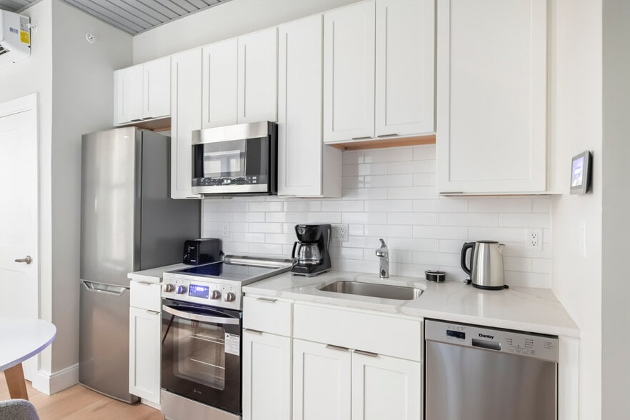 Building Photo - 44 Bromfield St