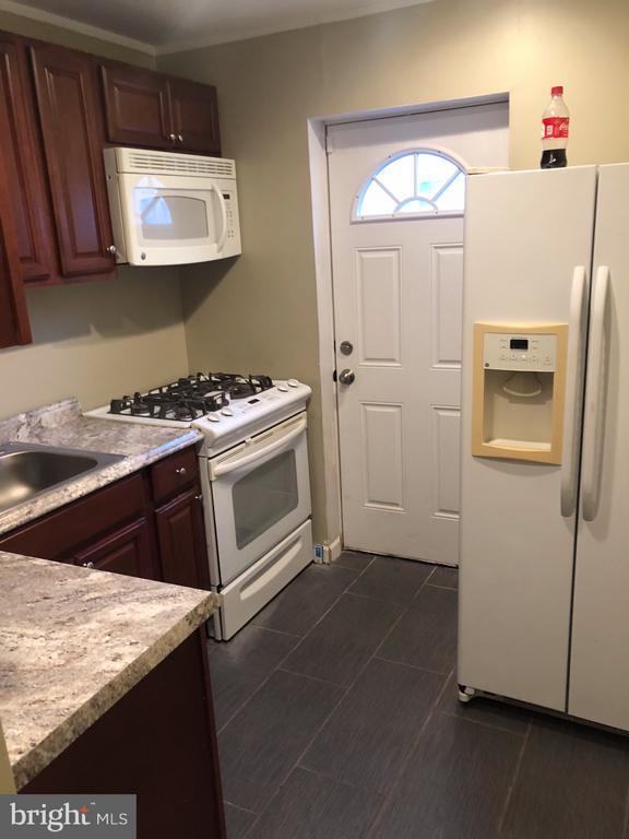 Building Photo - 2943 D St