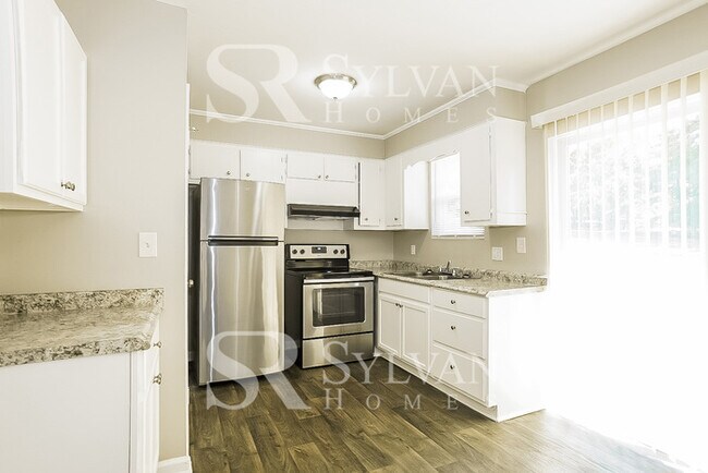 Building Photo - The Lifestyle You Deserve.
