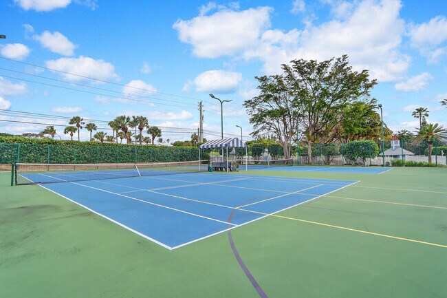 Building Photo - 1214 Ocean Dunes Cir