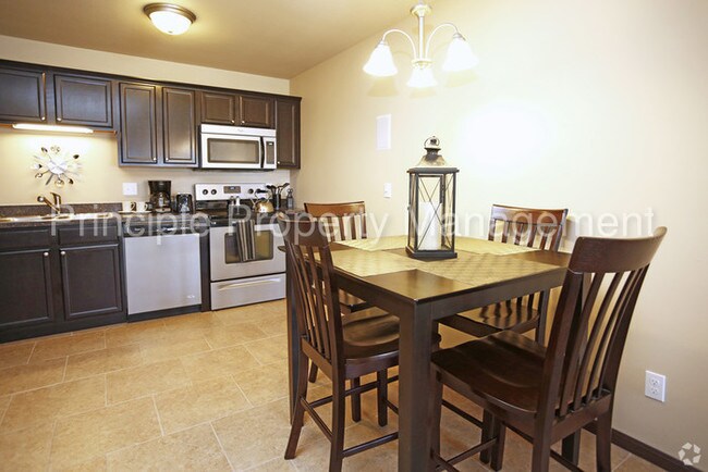 Building Photo - Pet Friendly Building at Woodsage Apartments