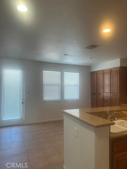 Building Photo - 13029 Hillhaven Ct