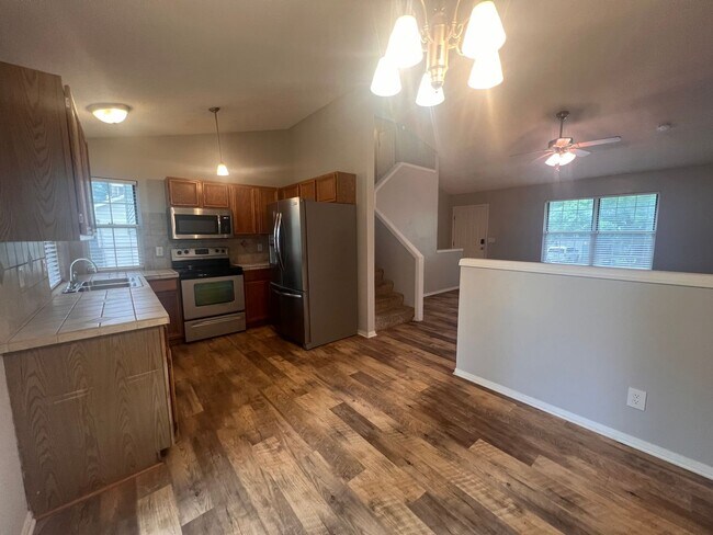 Building Photo - Spacious 3 Bedroom, 2.5 Bath Home with finished basement – Derby, KS. – Available Now!