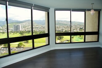 Building Photo - 2/2/2 Liliuokalani Gardens condo, Waikiki, Spacious, Great Views & Amenities