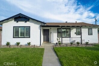 Building Photo - 7870 La Mona Cir