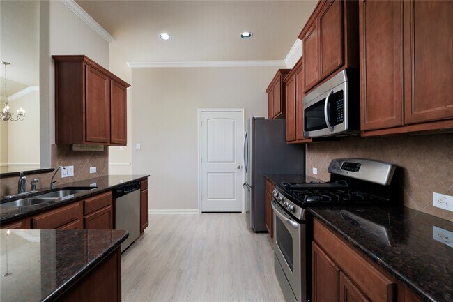 Building Photo - 171 Black Swan Pl