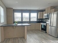 Building Photo - 14876 Washington Rd