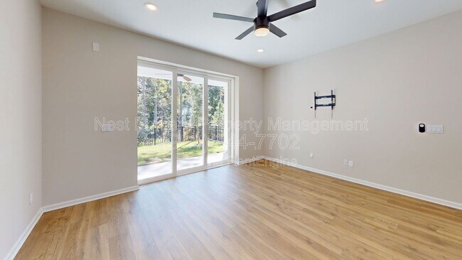 Building Photo - 389 Charlie Way