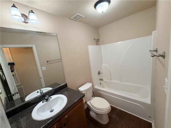 Building Photo - 9646 Estate Dr