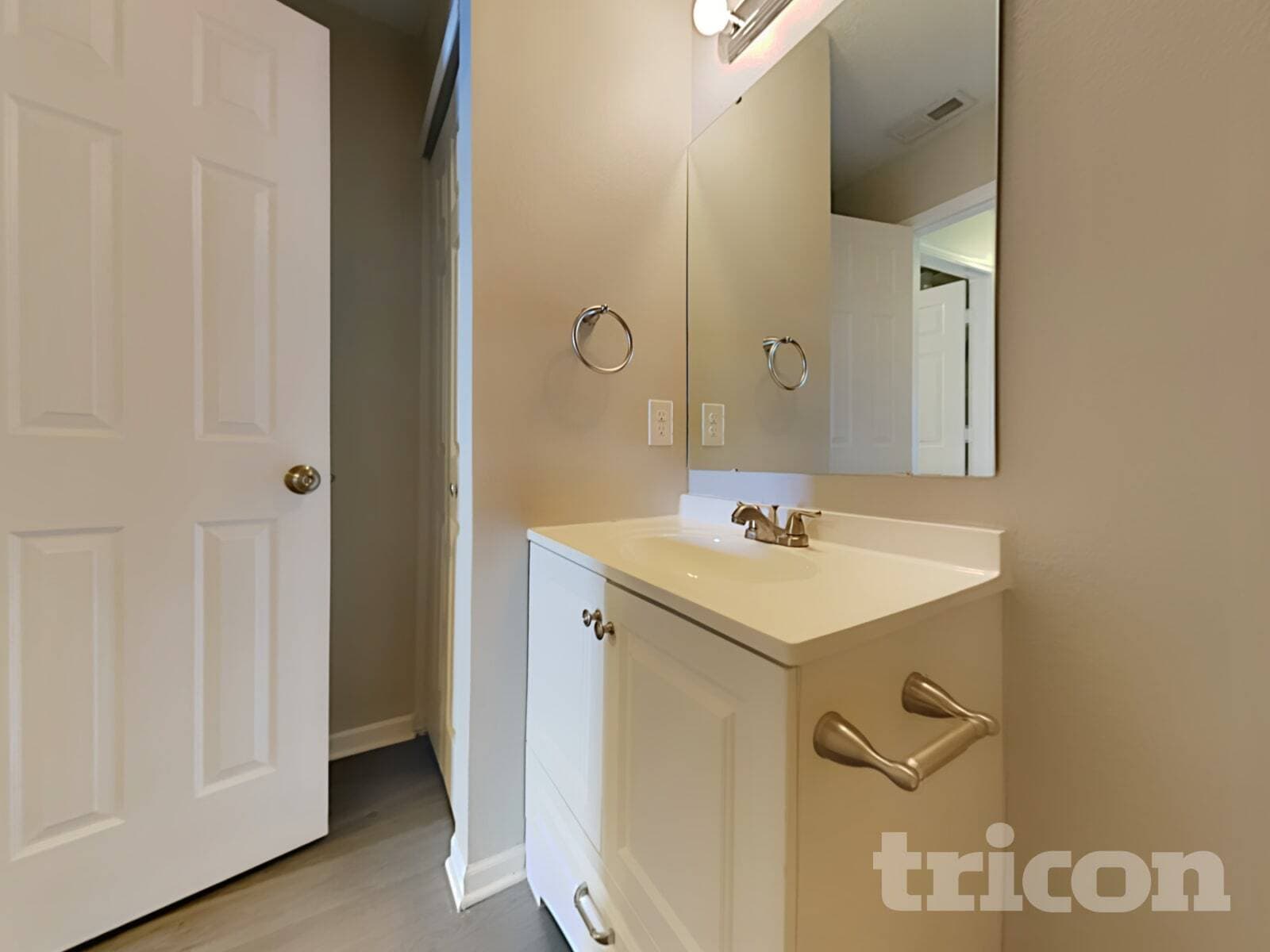 Building Photo - 8144 Crackling Ln