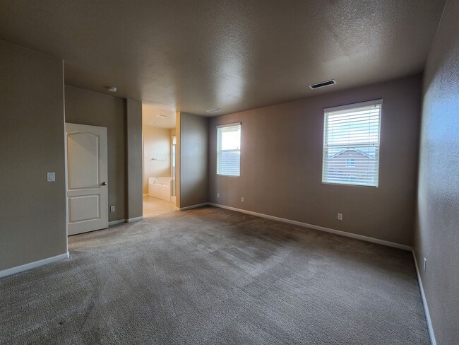 Building Photo - 1108 Tuscan Ct