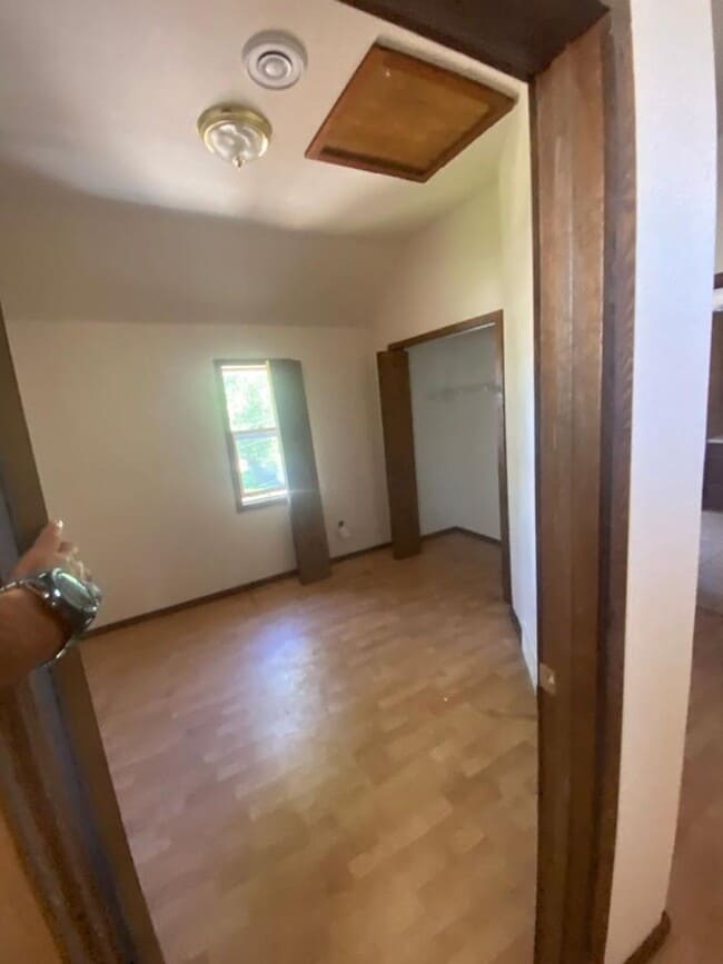 Building Photo - 3 Bed 2 Bath 1600+ sq ft Home for Rent - Appleton
