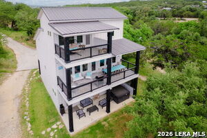 Building Photo - 2488 Waterfront Park Dr