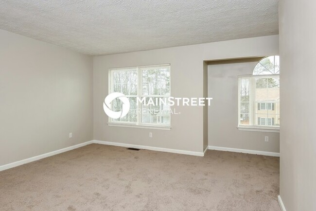 Building Photo - 4 Bedroom Pet-Friendly Home in Austell, GA...