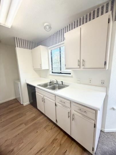 Building Photo - 728 W San Antonio St