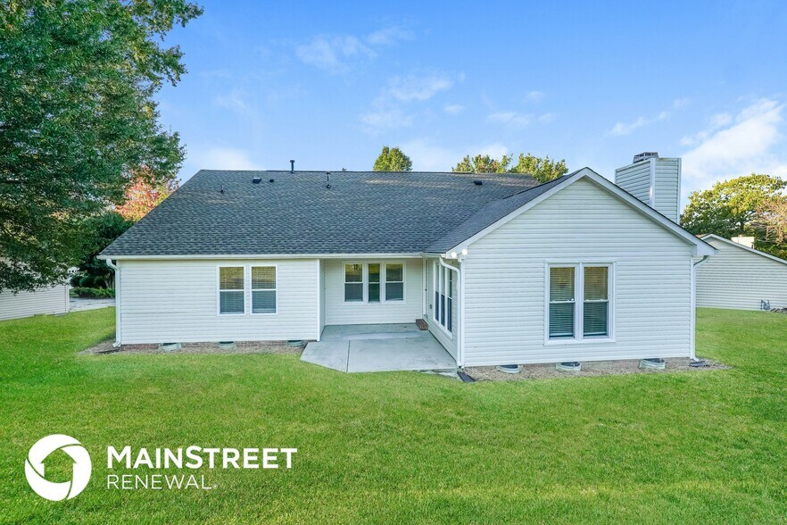 Building Photo - 2800 Chillon Ct