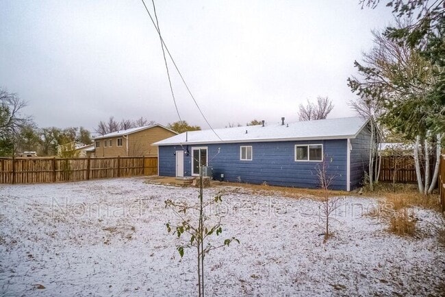 Building Photo - 1524 Maxwell St