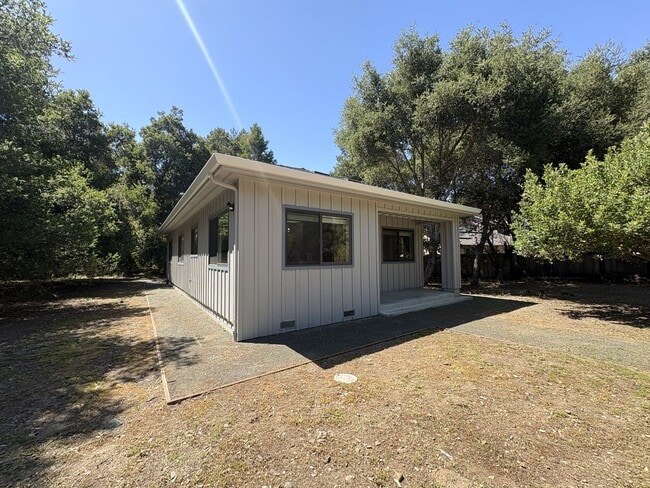 Building Photo - Beautiful 2BD/2BA ADU in Peaceful Portola Valley Setting
