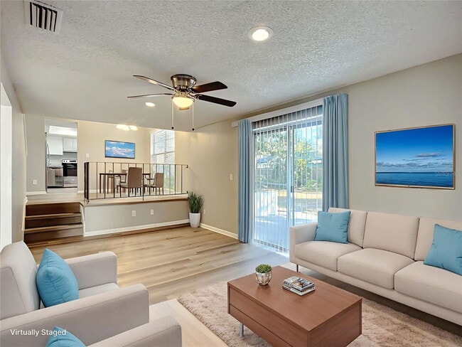 Building Photo - 632 Ephrata Dr