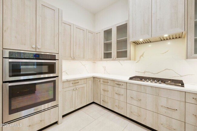Building Photo - 4017 N 40th St