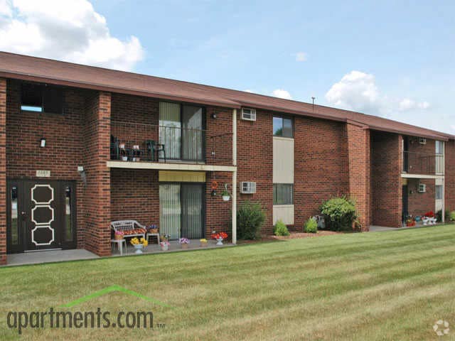Building - VDH Apartments