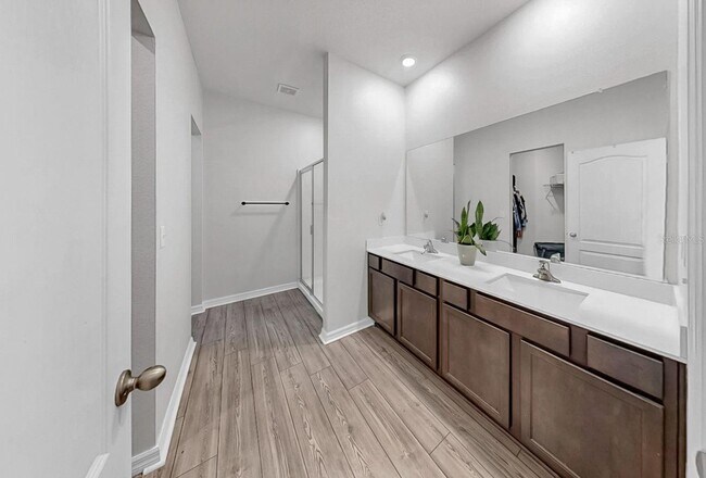 Building Photo - 5453 Fez Ct