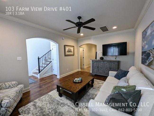 Building Photo - 103 Farm View Drive #401
