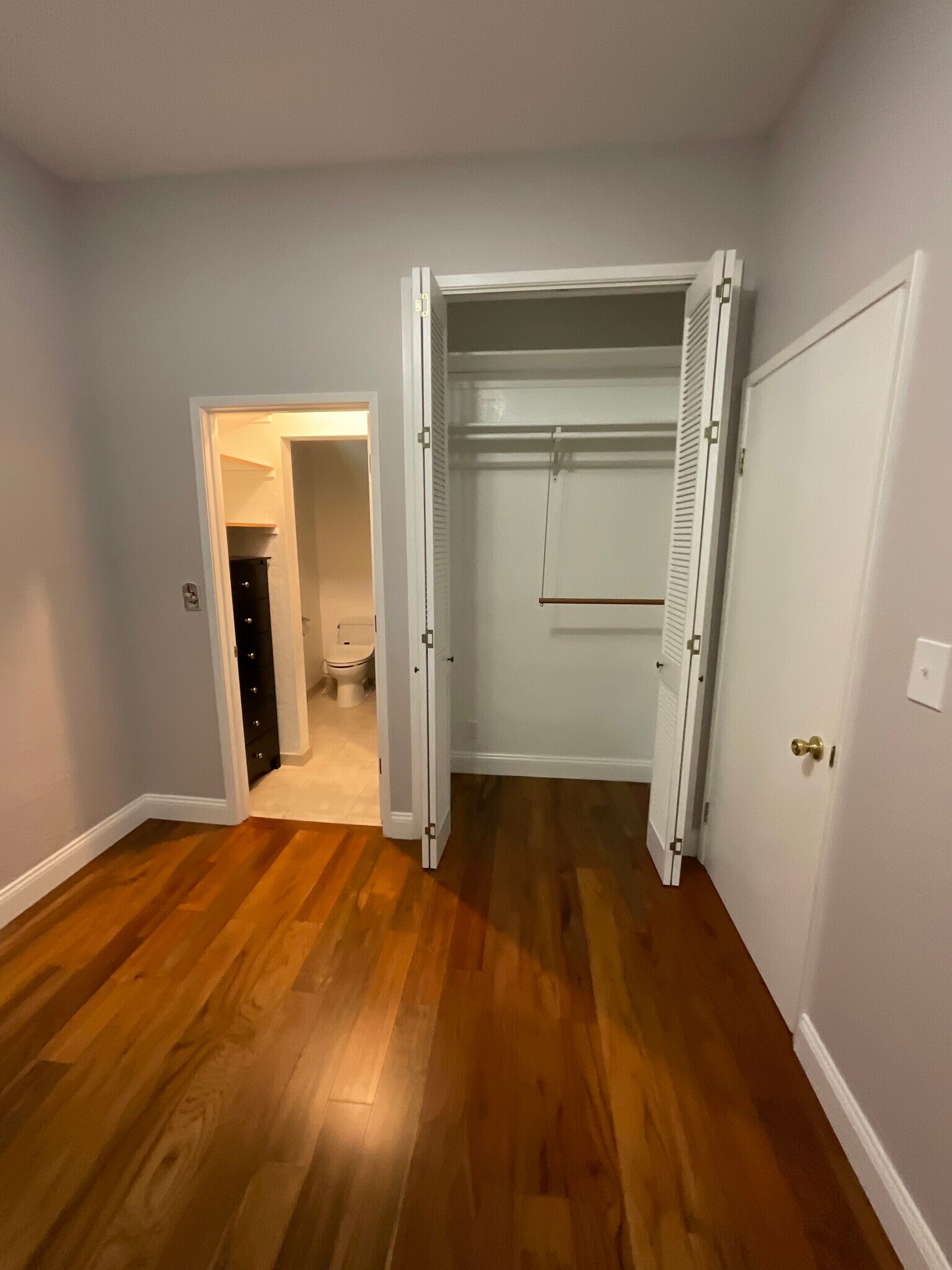 Bedroom closet - 2452 Harding Ave