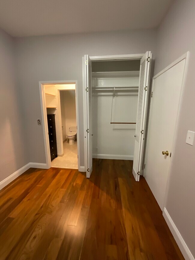 Bedroom closet - 2452 Harding Ave