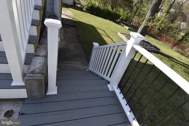 Building Photo - 3931 Dominion Dr