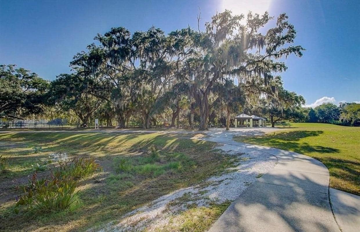 Building Photo - 2462 Briar Oak Cir