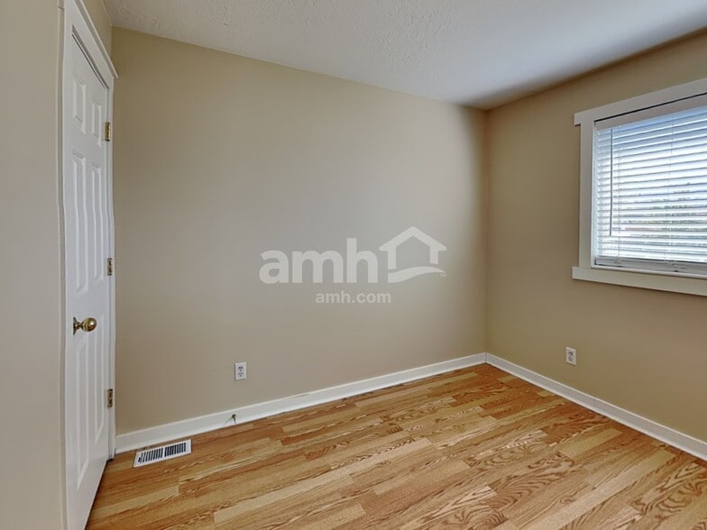 Building Photo - 1659 W 1065 S