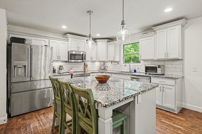 Building Photo - 2016 Copper Kettle Cir