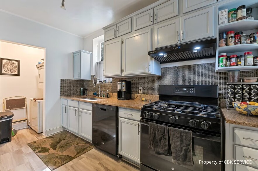 Building Photo - 1432 W Jonquil Ter