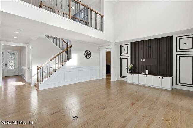 Building Photo - 102 Ann Scott Dr