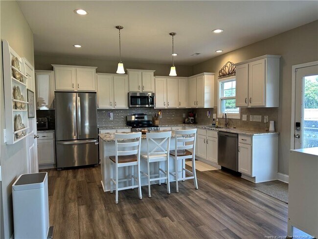 Building Photo - 1605 Ranch House Ct