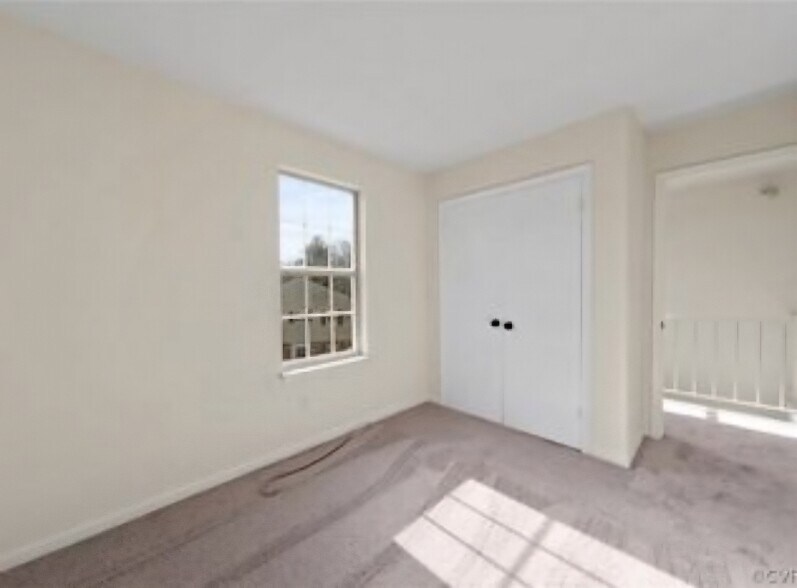 Building Photo - 1650 Heritage Hill Dr