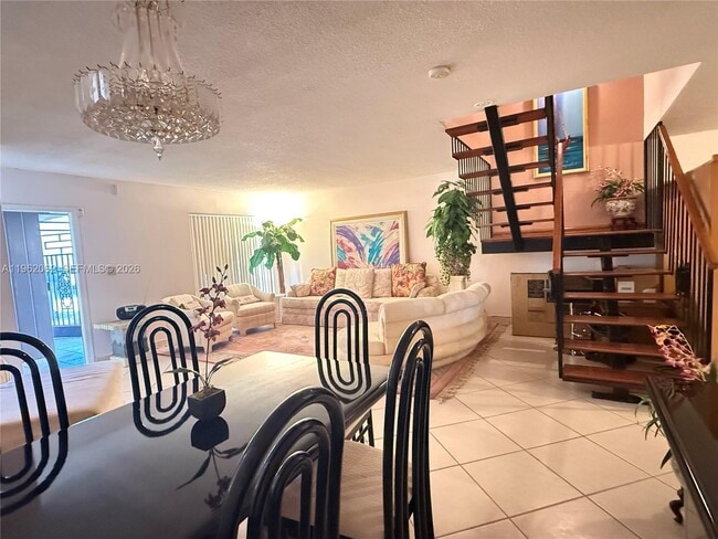 Building Photo - 6500 Kendale Lakes Dr