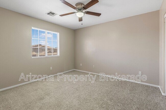 Building Photo - 31567 N Cactus Dr