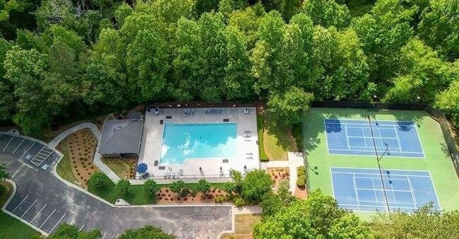 Building Photo - 3520 Mystic Dr
