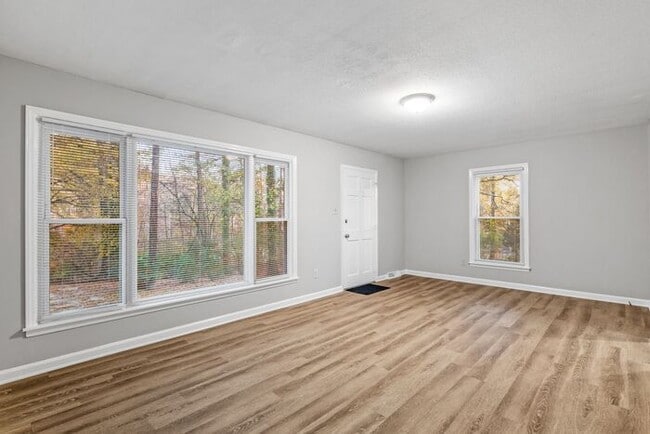 Building Photo - McLeansville - Minutes from Elon & Greensboro! Few Acres, Brick Duplex, Just Painted, New Carpet,...