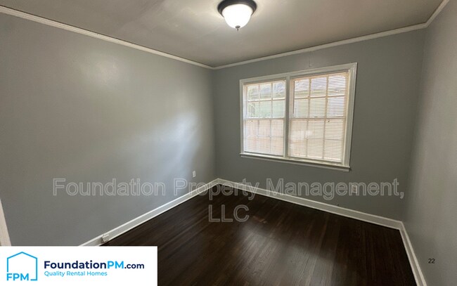 Building Photo - 44 N Holmes St