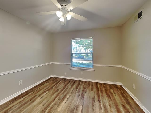 Building Photo - 204 Murray Ln