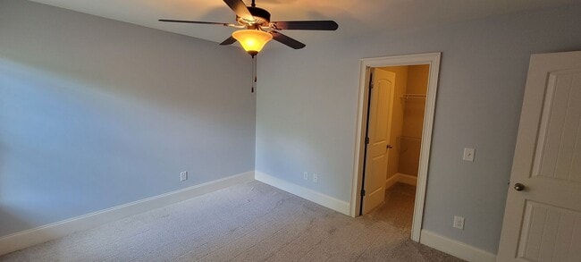 Building Photo - Stunning 4-Bedroom, 3.5-bath Home in the P...