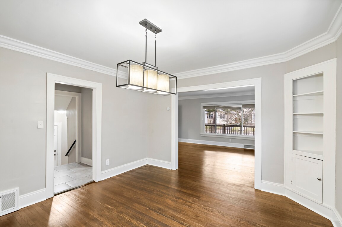 Building Photo - 3372 Silsby Rd