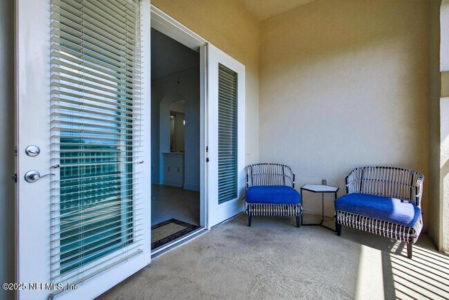 Building Photo - 4300 S Beach Pkwy
